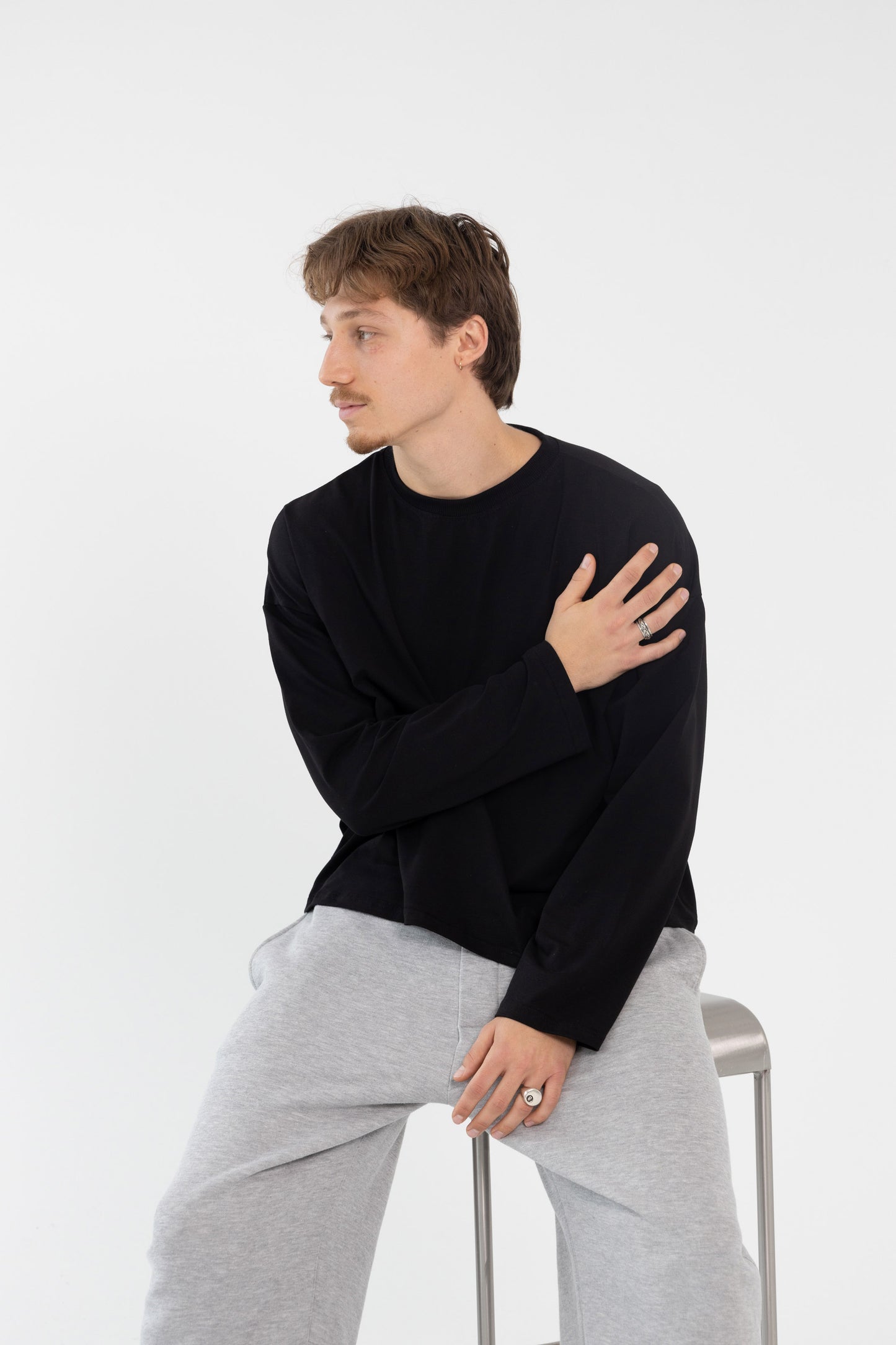MH longsleeve (black)